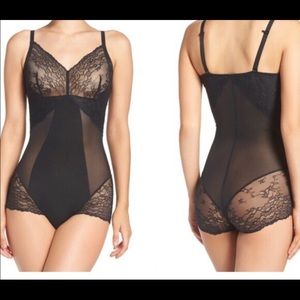 Spanx Spotlight On Lace Bodysuit